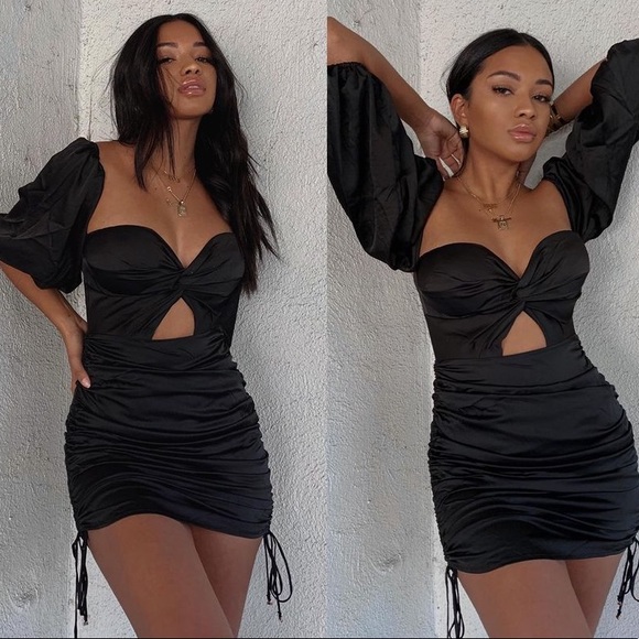 Pouf Sleeve Mini Dress, Black. NWT. Large. - Picture 1 of 3